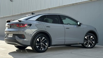 https://dvg-vehicle-assets.s3.amazonaws.com/208316/1mirz29mx99zk75kts8q6k2eg.jpg