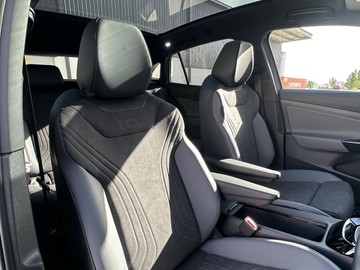 https://dvg-vehicle-assets.s3.amazonaws.com/208316/43wwoxz4nb21huj4gts5rj0hl.jpg