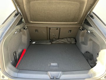 https://dvg-vehicle-assets.s3.amazonaws.com/208316/7f1dfnipzpm47ke9fp0c4kzoo.jpg