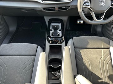 https://dvg-vehicle-assets.s3.amazonaws.com/208316/b2np9f0nwy24j36ede5yl9adr.jpg