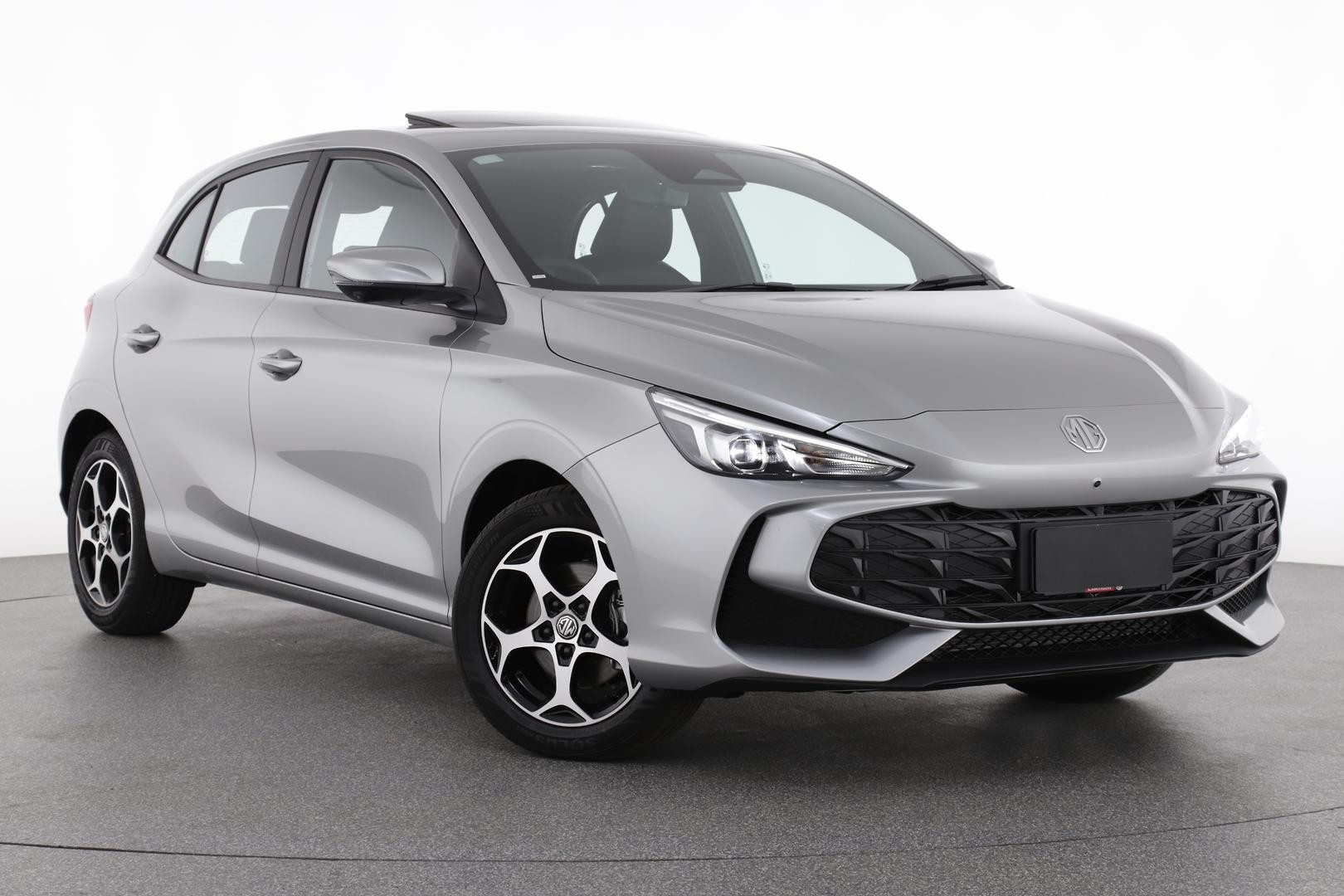 MG Mg3 image 1