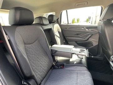 https://dvg-vehicle-assets.s3.amazonaws.com/209080/2zgkrljvjac7ab6hu4xyo37ms.jpg