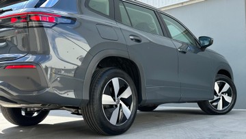 https://dvg-vehicle-assets.s3.amazonaws.com/209080/astvv00fkf1qx55tge1rq6jfv.jpg