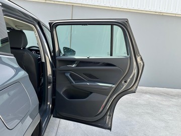 https://dvg-vehicle-assets.s3.amazonaws.com/209080/byme8q58viv5gvw8kgj97vh76.jpg