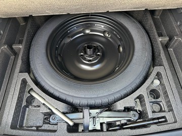 https://dvg-vehicle-assets.s3.amazonaws.com/209080/dscx149yfvl11onrv920aakmx.jpg