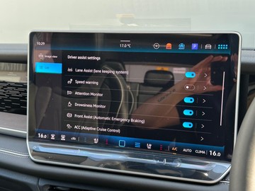 https://dvg-vehicle-assets.s3.amazonaws.com/209170/5r5ffv8jusvrko2qjvhfjw4hp.jpg