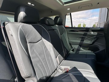 https://dvg-vehicle-assets.s3.amazonaws.com/209170/9t3i5vlqiefhmmb30syxw7e6v.jpg