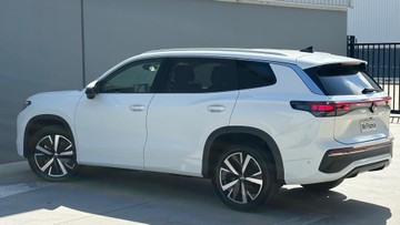 https://dvg-vehicle-assets.s3.amazonaws.com/209170/dvnbuqrcrzhnk73pgw9lrybz.jpg