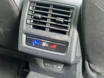 https://dvg-vehicle-assets.s3.amazonaws.com/209329/7uk79rit6kzb5fy57m8liri97.jpg