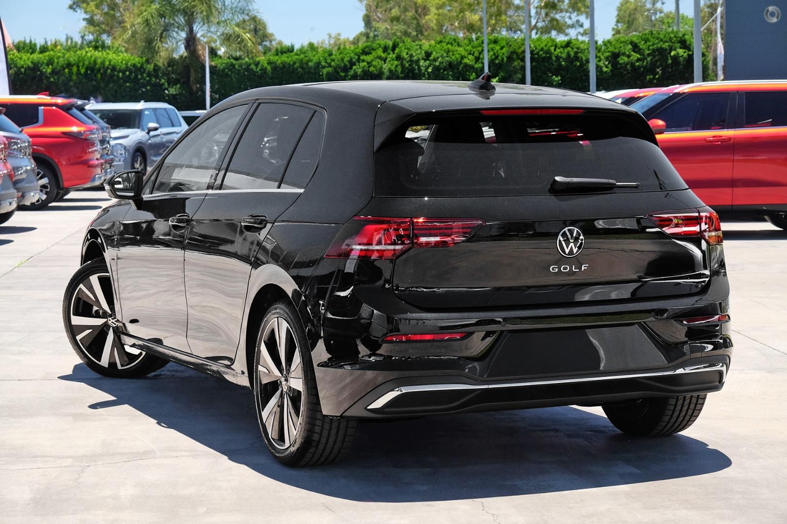 Volkswagen Golf image 4