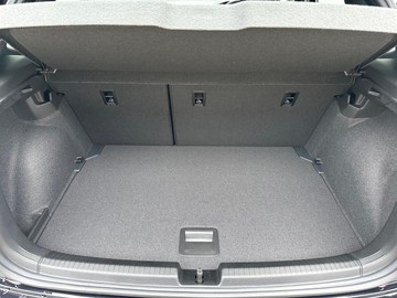 https://dvg-vehicle-assets.s3.amazonaws.com/209341/3esp82pfzl6u38tx3y8hady46.jpg
