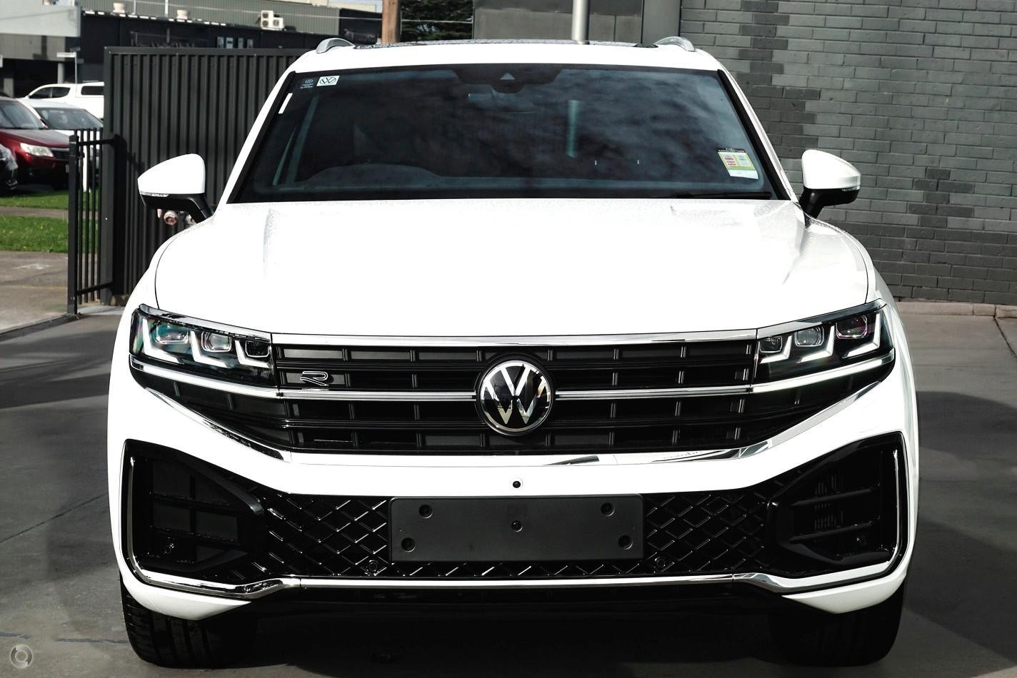Volkswagen Touareg image 2