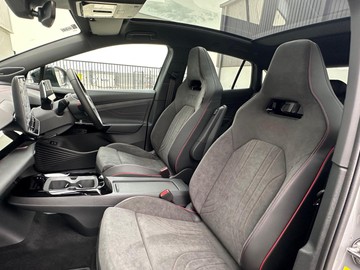 https://dvg-vehicle-assets.s3.amazonaws.com/209378/18qjip03yf0p8rceo1riwjal.jpg