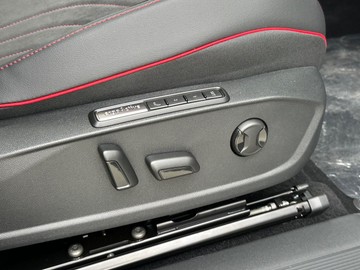 https://dvg-vehicle-assets.s3.amazonaws.com/209378/5s8nquco7er3t2lrynj2t17q1.jpg