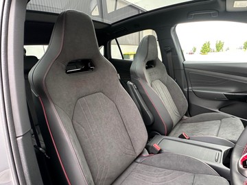 https://dvg-vehicle-assets.s3.amazonaws.com/209378/8f5aljxi2aq9rrcobzo45qt0g.jpg