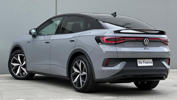 https://dvg-vehicle-assets.s3.amazonaws.com/209378/bxfyspt7ackotvk2sd48gxk36.jpg