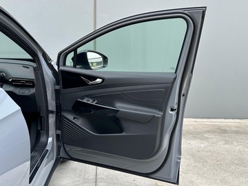 https://dvg-vehicle-assets.s3.amazonaws.com/209378/dzeww3ktmyfknoom6gi83h70b.jpg