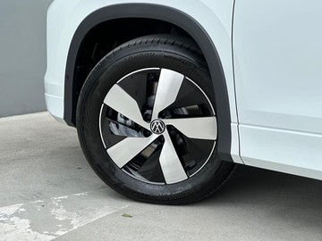 https://dvg-vehicle-assets.s3.amazonaws.com/211571/6o60f8wvb2r0ropsl6g602tht.jpg