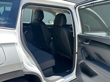 https://dvg-vehicle-assets.s3.amazonaws.com/211572/4ktqbhzxpg63ql2d6z0ad7r6r.jpg