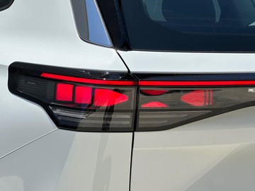 https://dvg-vehicle-assets.s3.amazonaws.com/211572/56i6hg1cy2gm5tzpxzsgy0aoc.jpg