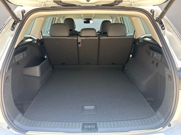 https://dvg-vehicle-assets.s3.amazonaws.com/211572/957b8y98r2t4j4ydg39e5a8uz.jpg