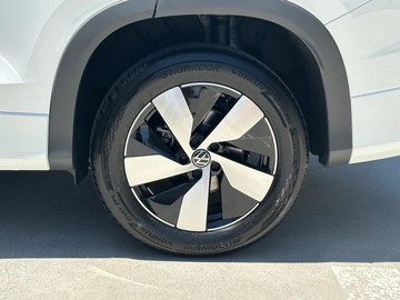 https://dvg-vehicle-assets.s3.amazonaws.com/211572/a463y3tbwhyen2eviyd7zmpvz.jpg