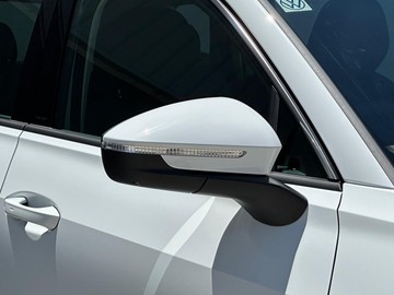 https://dvg-vehicle-assets.s3.amazonaws.com/211572/e3vra1roxebe5hikmb72udj12.jpg