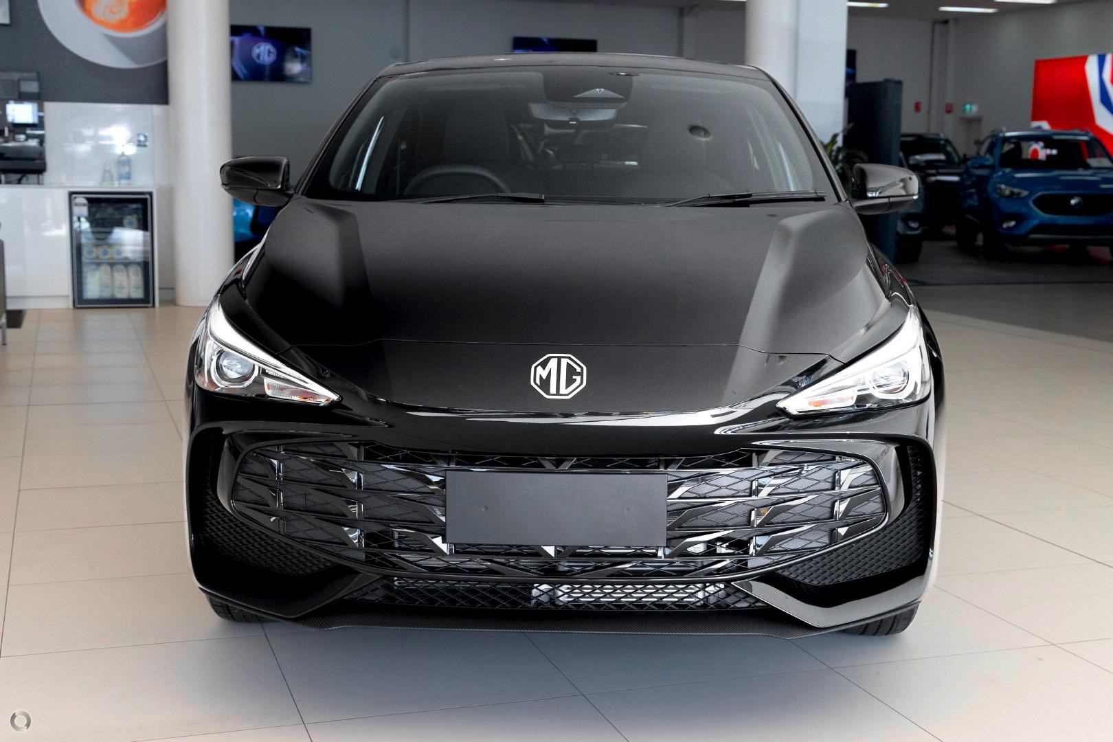 MG Mg3 image 2