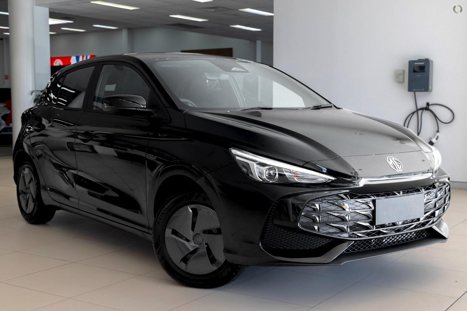 MG Mg3 image 1