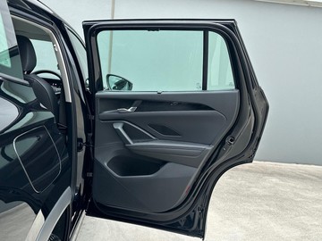 https://dvg-vehicle-assets.s3.amazonaws.com/211577/4tcd8e65xj9ldetm9c1yowzsx.jpg