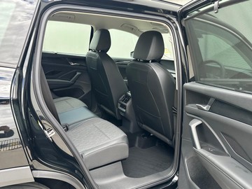 https://dvg-vehicle-assets.s3.amazonaws.com/211577/er4kzgmrizox1dqou6ms5hjus.jpg