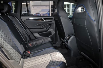 https://dvg-vehicle-assets.s3.amazonaws.com/211587/i9hyb5xw0m7uwwzxurnm47vv.jpg