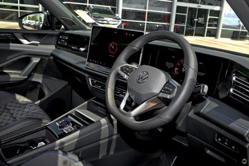 https://dvg-vehicle-assets.s3.amazonaws.com/211587/m4obxo9pku07babdbg536vfh6.jpg