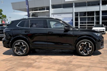 https://dvg-vehicle-assets.s3.amazonaws.com/211587/uakkgzrjams3vafgtsdwr12j9.jpg