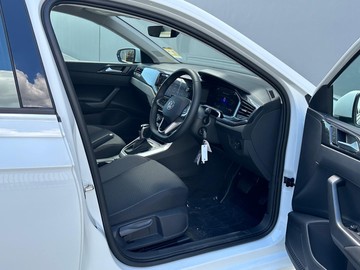 https://dvg-vehicle-assets.s3.amazonaws.com/211864/2dcydi7s6bj98hdr09eyw2apo.jpg