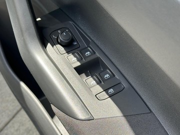 https://dvg-vehicle-assets.s3.amazonaws.com/211864/2kdlhdvvm8bvamtfmlib5z88l.jpg