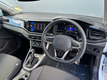 https://dvg-vehicle-assets.s3.amazonaws.com/211864/a5cxf89oc77iqa9eorrejv09v.jpg