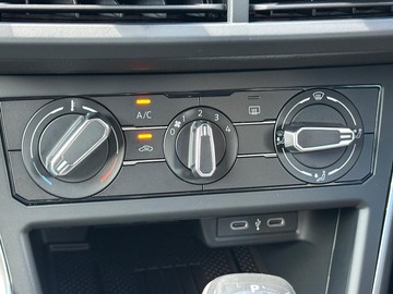 https://dvg-vehicle-assets.s3.amazonaws.com/211864/dgh0rxiafkjmym1bkohhskggn.jpg