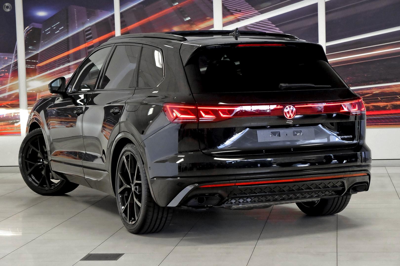 Volkswagen Touareg image 4