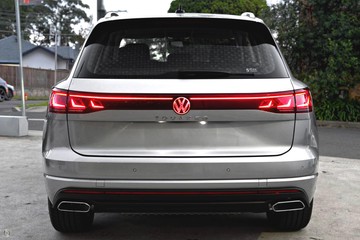 https://dvg-vehicle-assets.s3.amazonaws.com/212079/ca1oumwkxcg1fy9a92m629xm8.jpg
