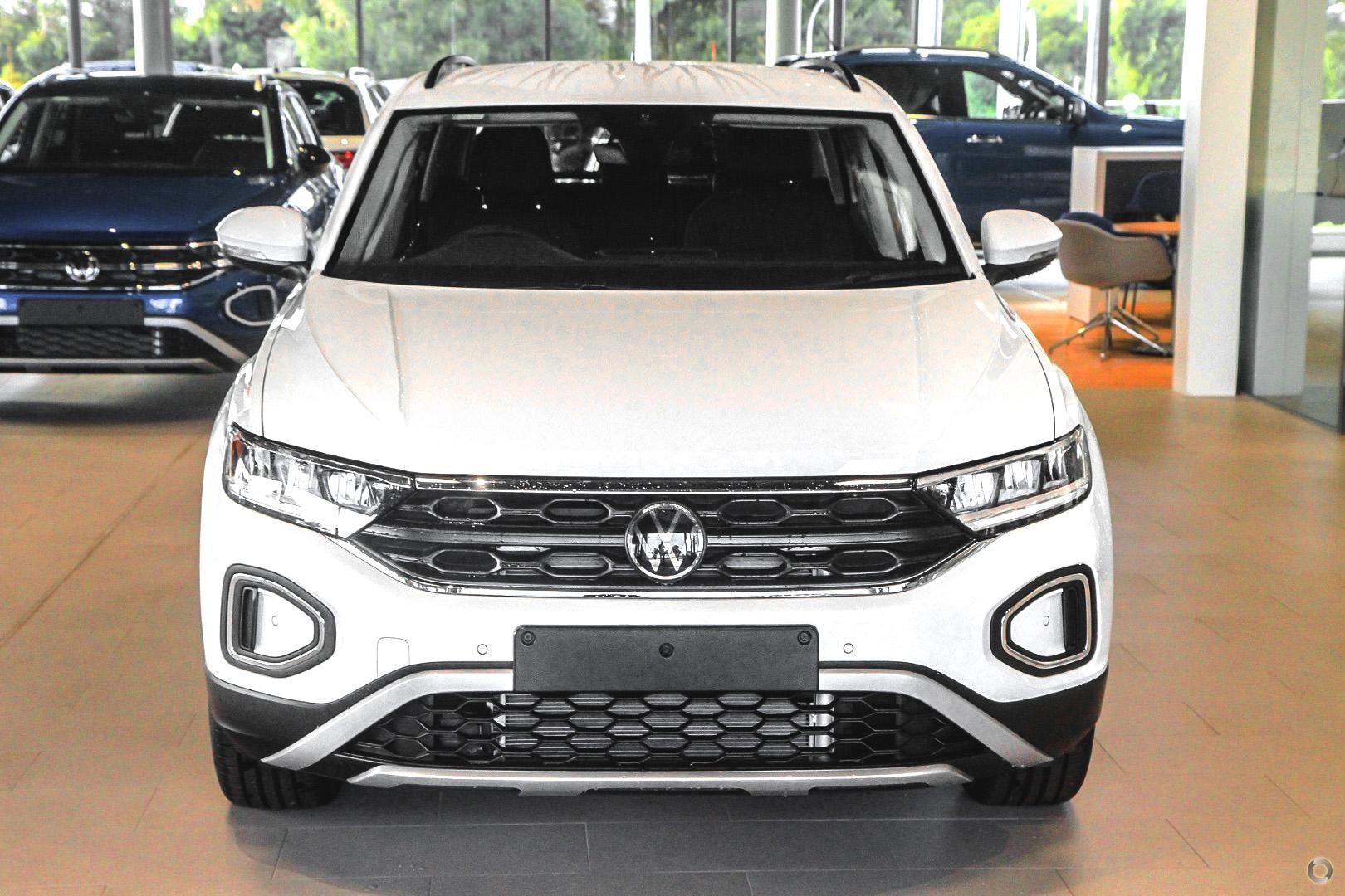 Volkswagen T-roc image 2