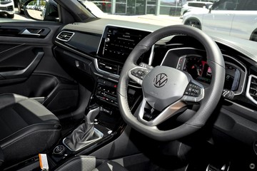 https://dvg-vehicle-assets.s3.amazonaws.com/213832/kfanpz663pk29joqw68pztut5.jpg