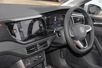 https://dvg-vehicle-assets.s3.amazonaws.com/214786/yr2omy66gakqvdiurbhvh54ud.jpg