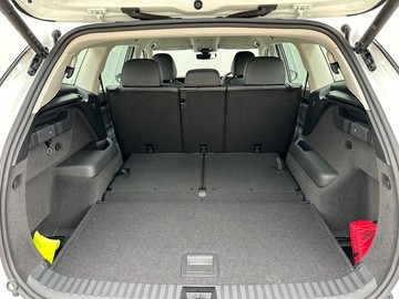 https://dvg-vehicle-assets.s3.amazonaws.com/214796/7i3t9nd7kjzkfqohjglys9e9g.jpg
