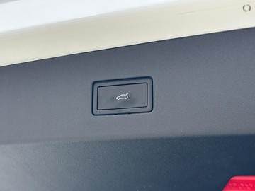 https://dvg-vehicle-assets.s3.amazonaws.com/214796/82190777pi0e2sb9dd6pys1x9.jpg