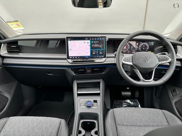 https://dvg-vehicle-assets.s3.amazonaws.com/214796/9lr9gmy6rgelfx8gmlsgsgi6l.jpg
