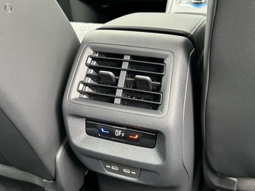 https://dvg-vehicle-assets.s3.amazonaws.com/214796/a0uklnoitdj63mi6bobbeiiv9.jpg