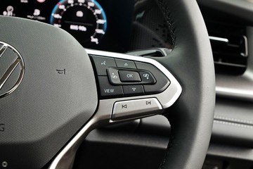 https://dvg-vehicle-assets.s3.amazonaws.com/214797/hhto7nif6wtngpf1khikgelb.jpg