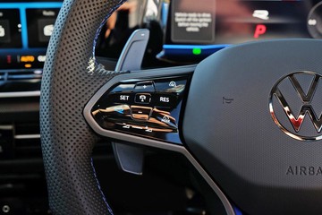 https://dvg-vehicle-assets.s3.amazonaws.com/216166/6zv3sn4z5plyt5gnza23wpcqd.jpg