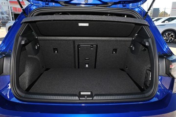 https://dvg-vehicle-assets.s3.amazonaws.com/216166/mtnifqlw434lwk3620qvtsut4.jpg